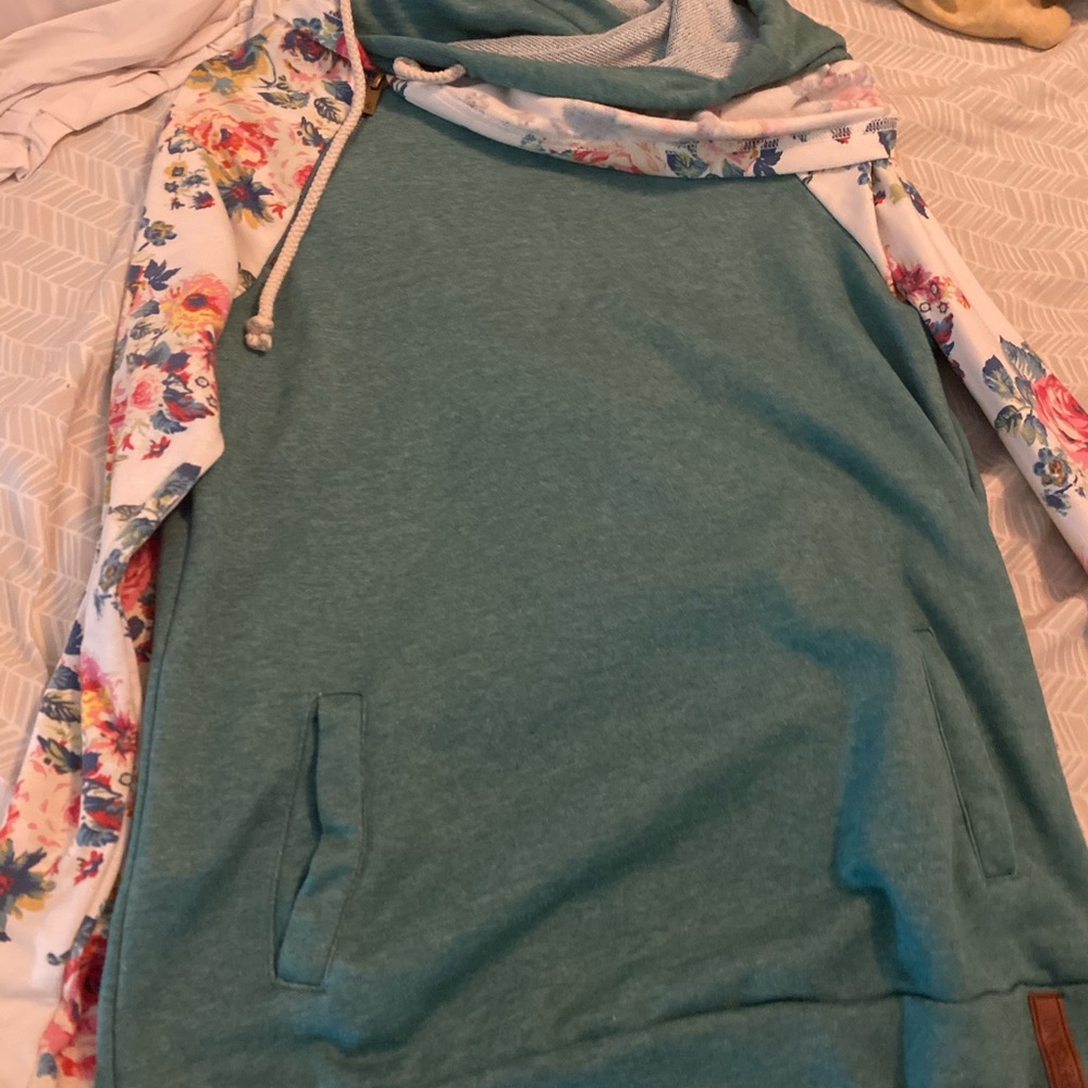 Ampersand hoodie